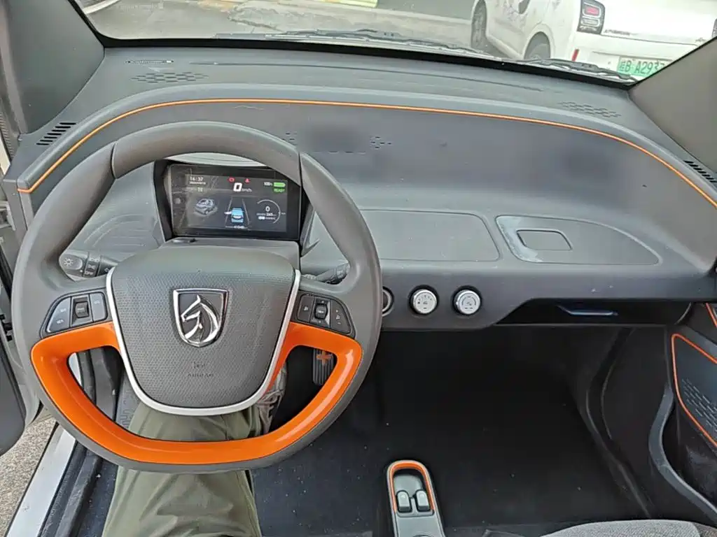 Baojun E100 — фото 10