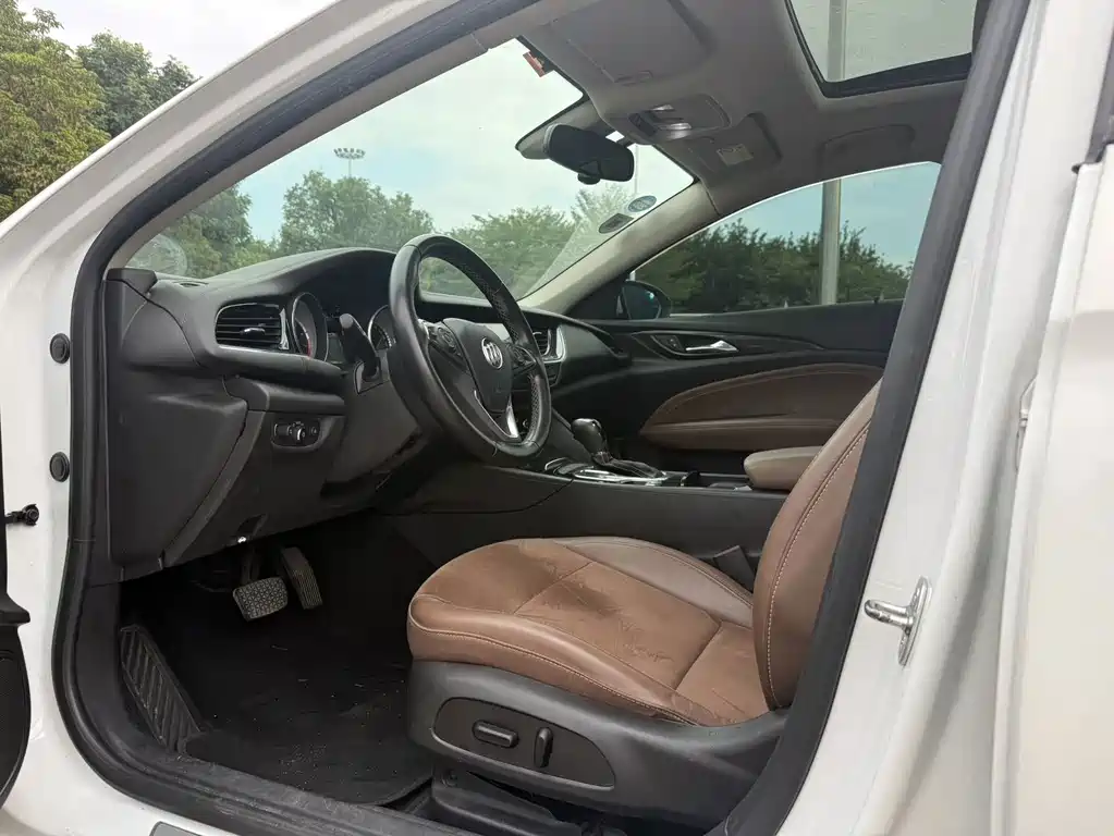 Buick Regal — фото 4