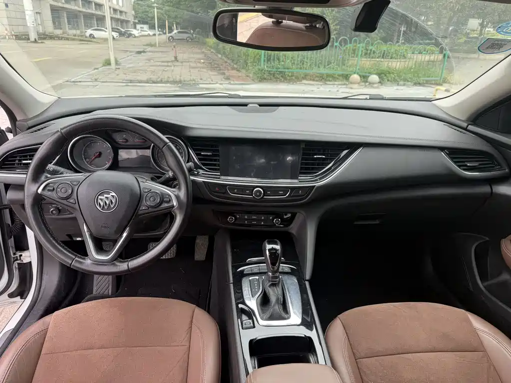 Buick Regal — фото 5