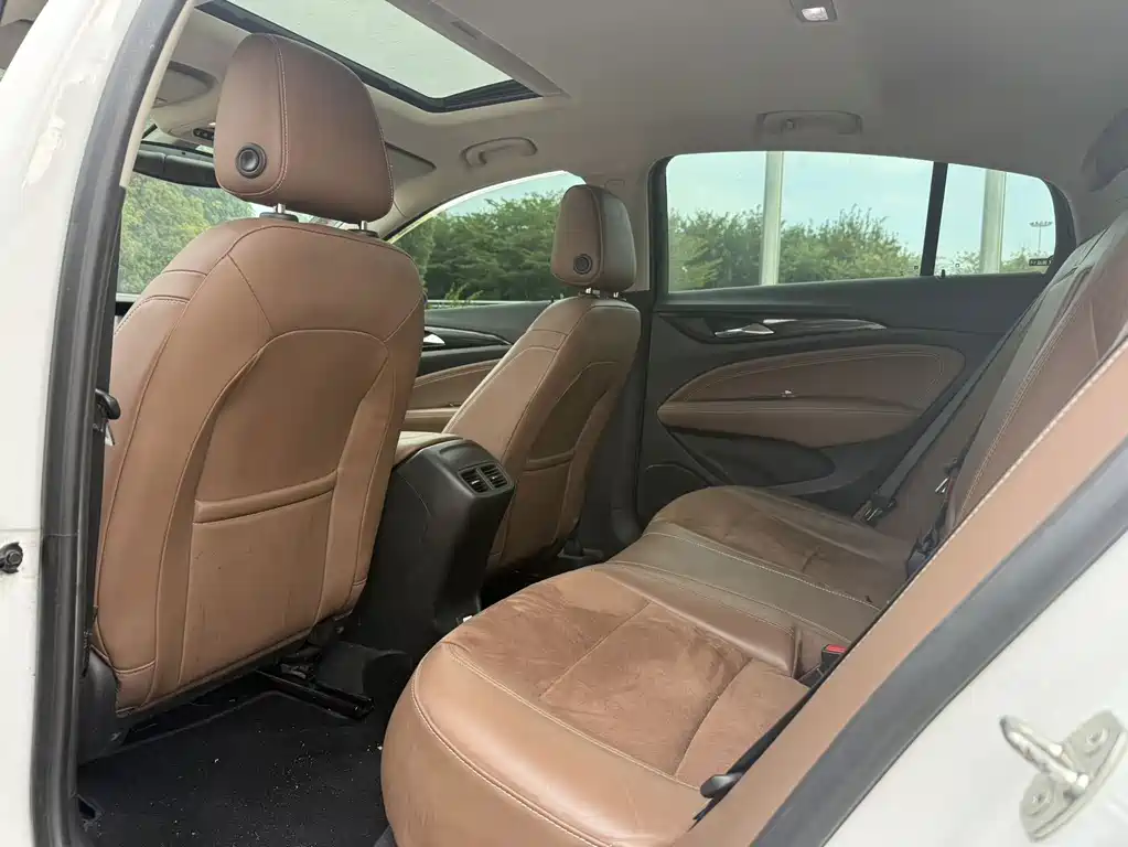 Buick Regal — фото 6