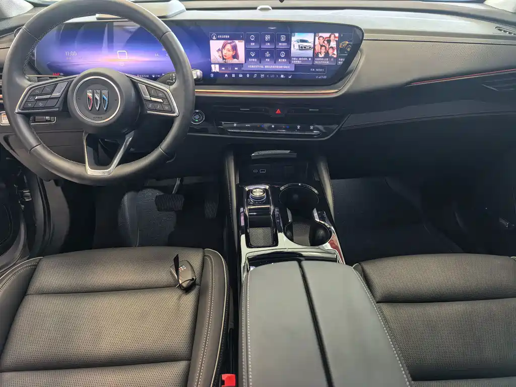 Buick Envision Plus — фото 21