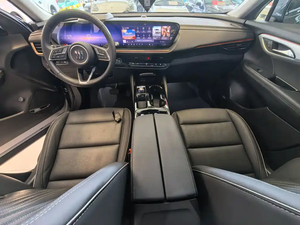 Buick Envision Plus — фото 22