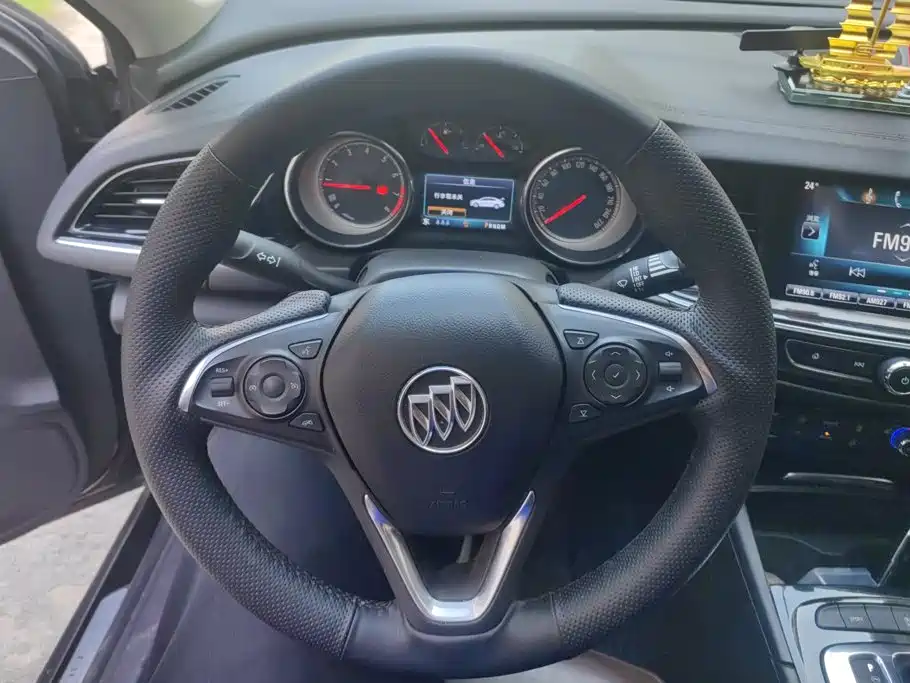 Buick Regal — фото 15