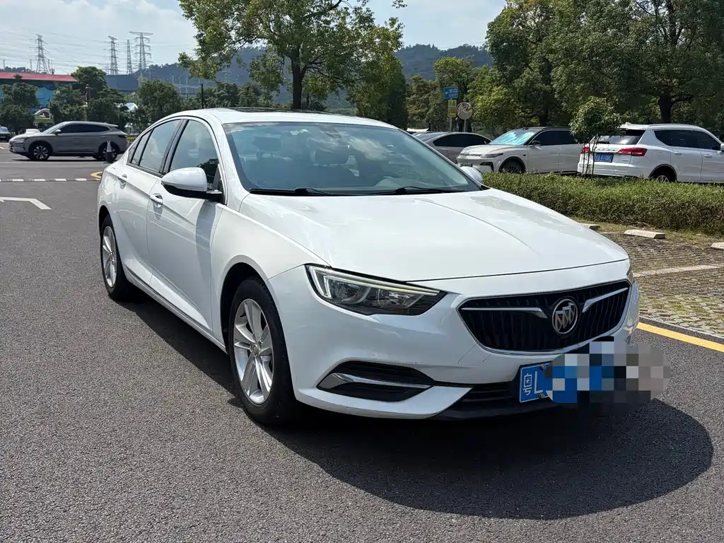 Buick Regal — фото 3