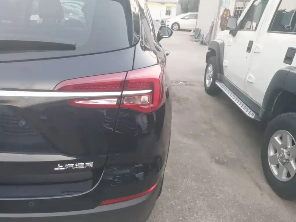 Buick Envision Plus — фото 8