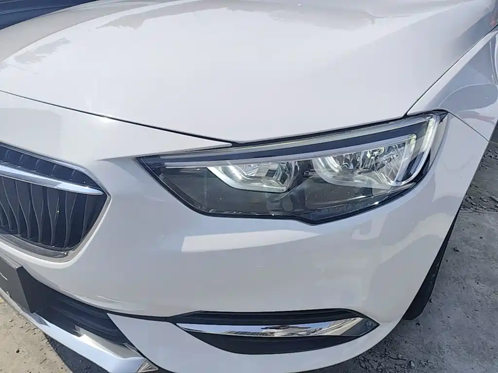 Buick Regal — фото 24