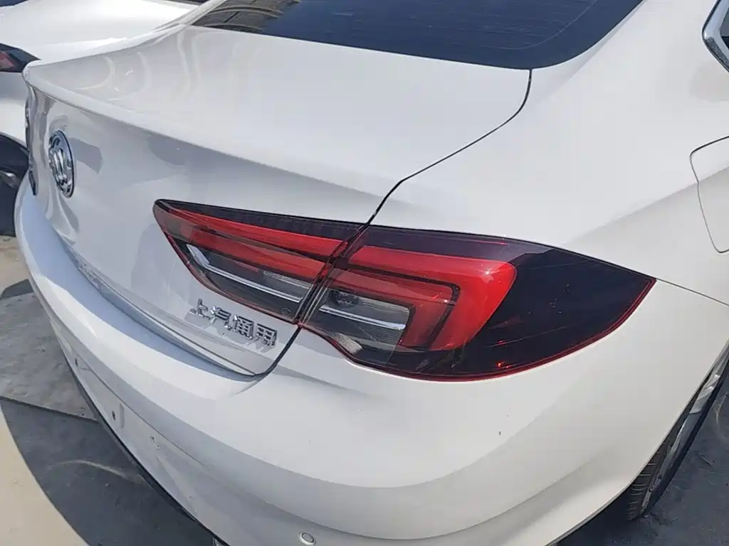 Buick Regal — фото 8