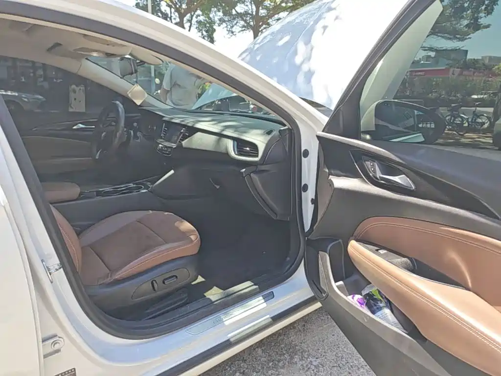 Buick Regal — фото 18