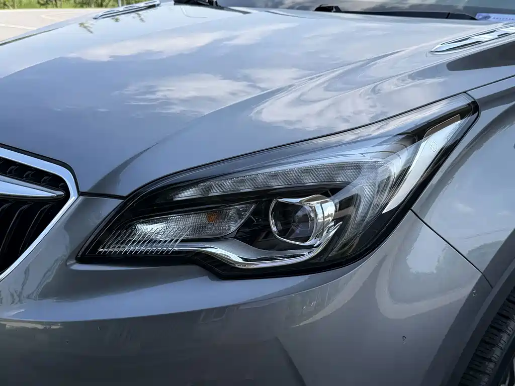Buick Envision Plus — фото 14