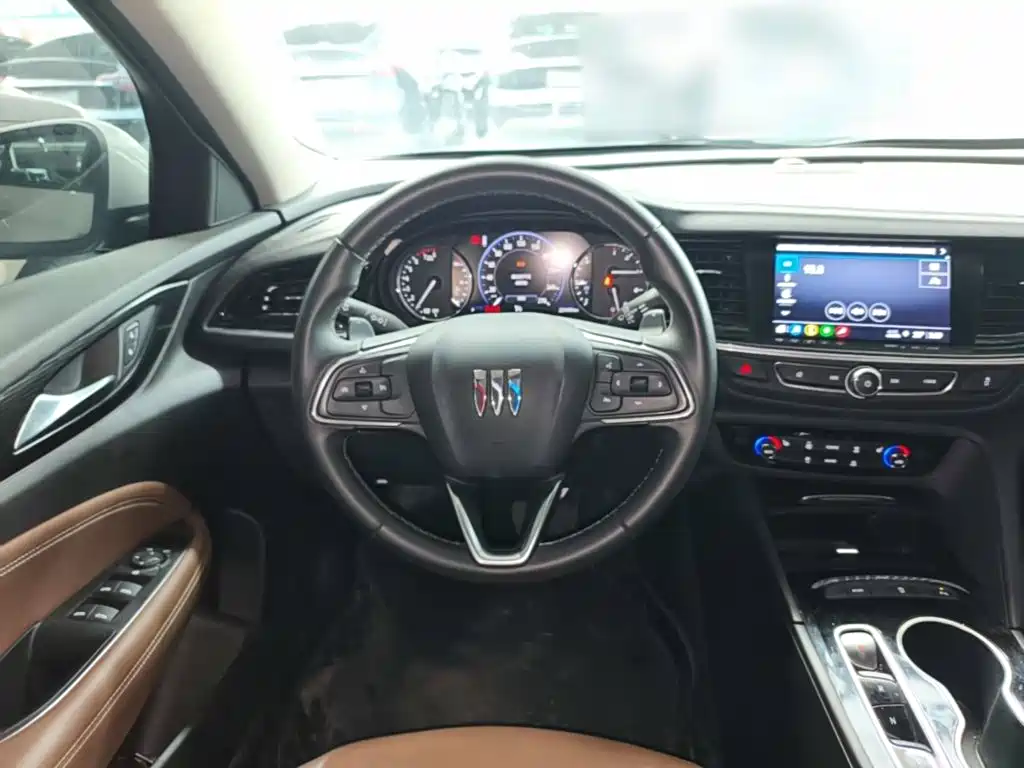 Buick Regal — фото 11