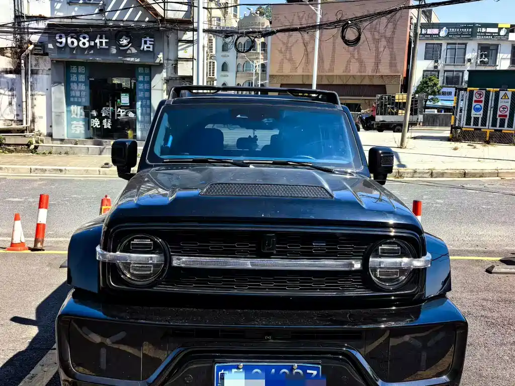 CYBERSPACE Tank 300 — фото 2