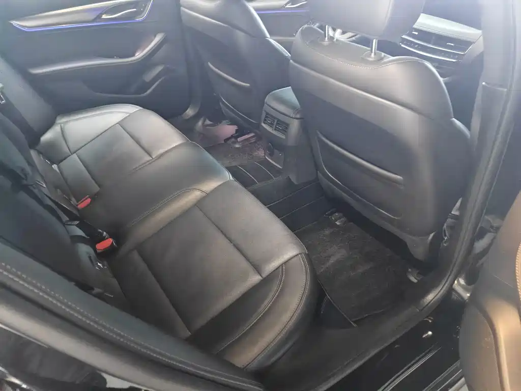 Cadillac CT5 — фото 18