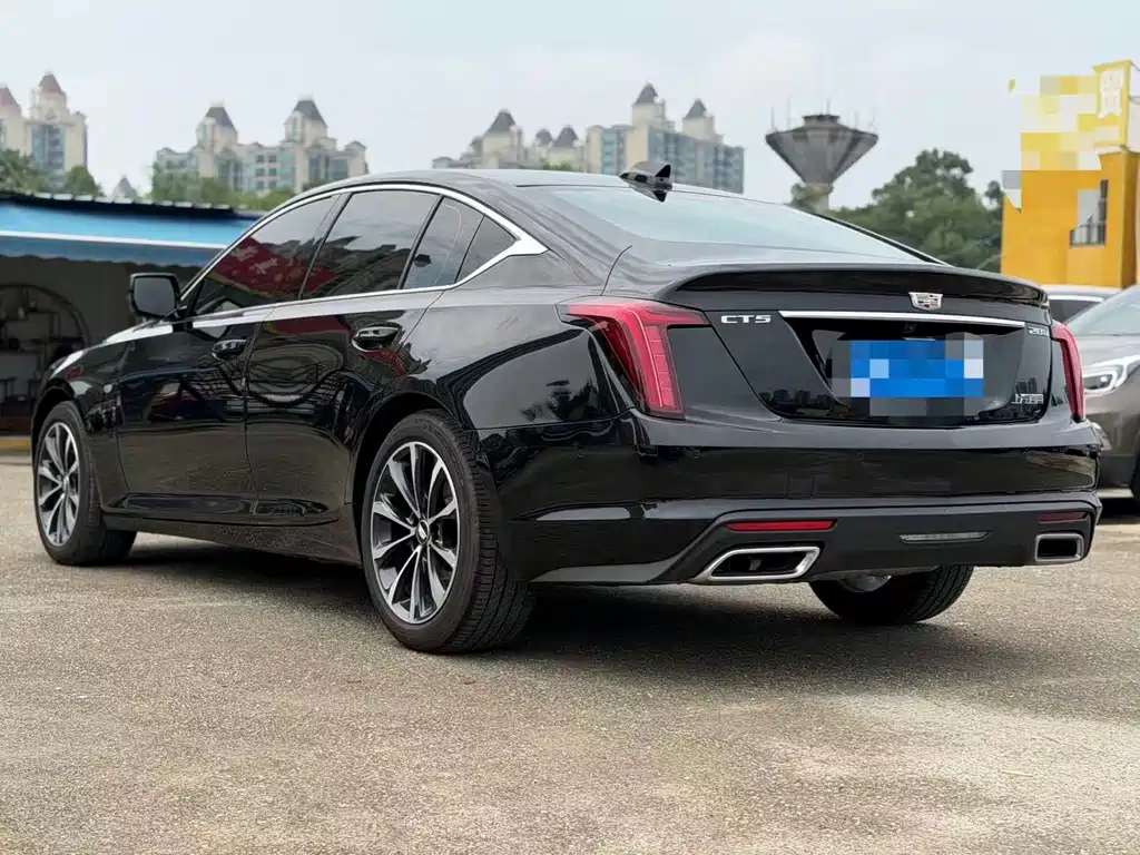 Cadillac CT5 — фото 4