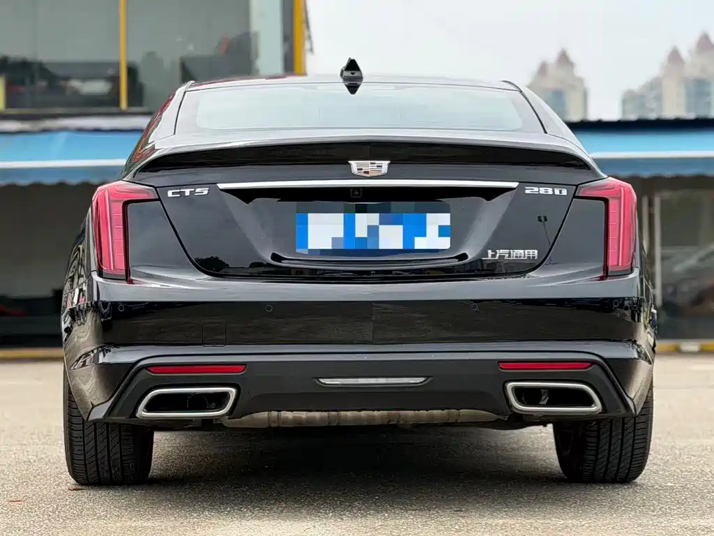 Cadillac CT5 — фото 5