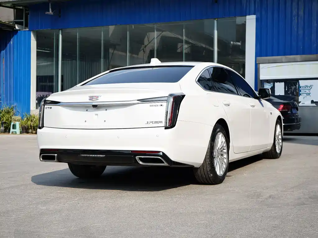 Cadillac CT6 — фото 2