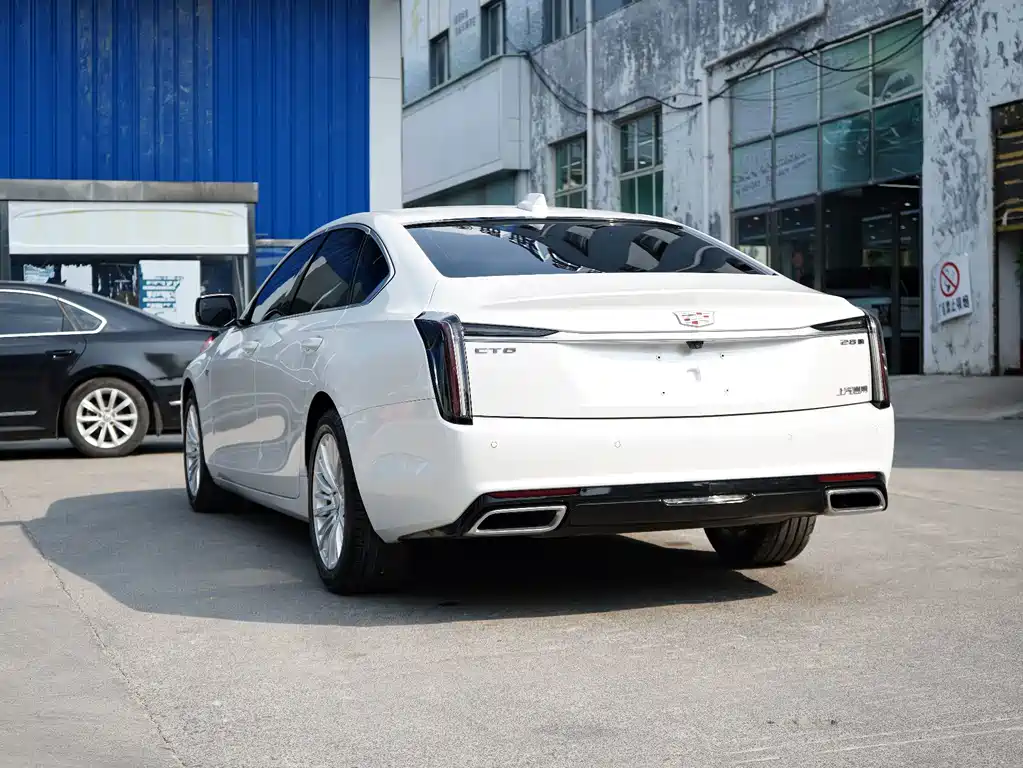 Cadillac CT6 — фото 4