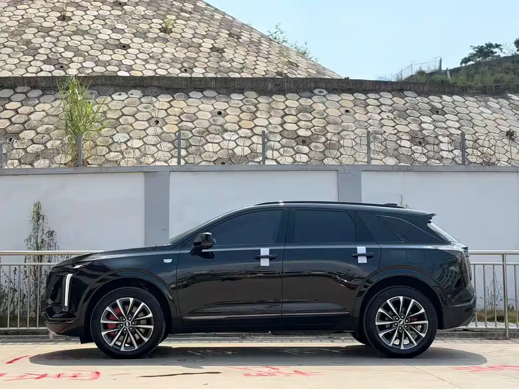 Cadillac XT5 — фото 3