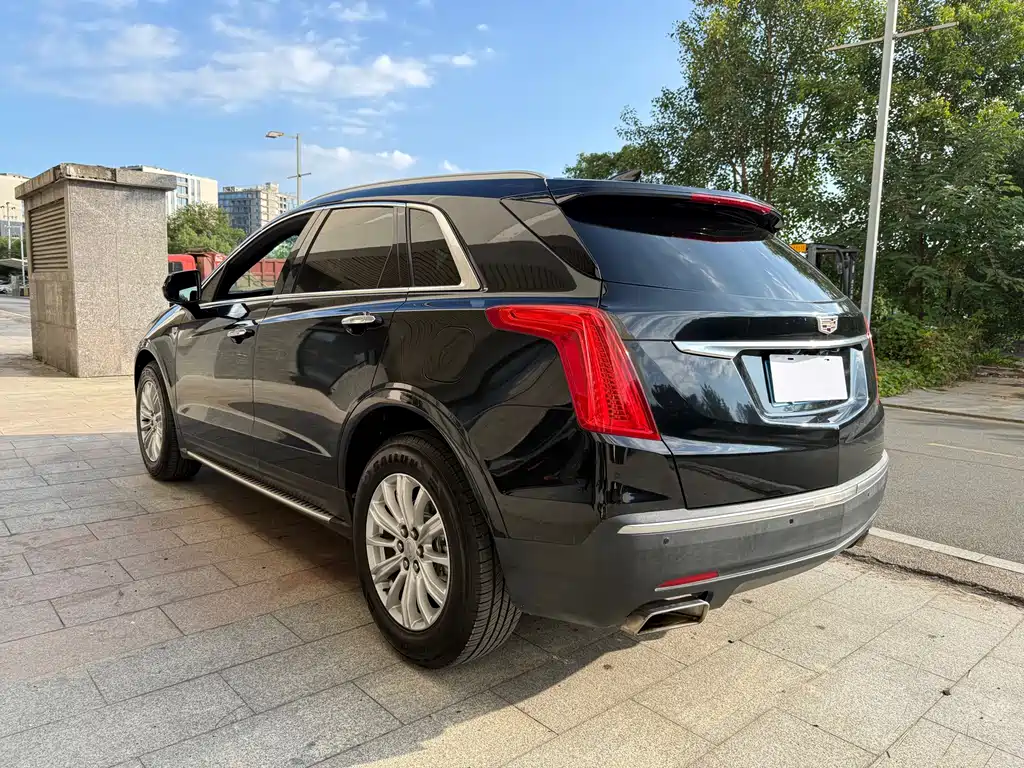 Cadillac XT5 — фото 4