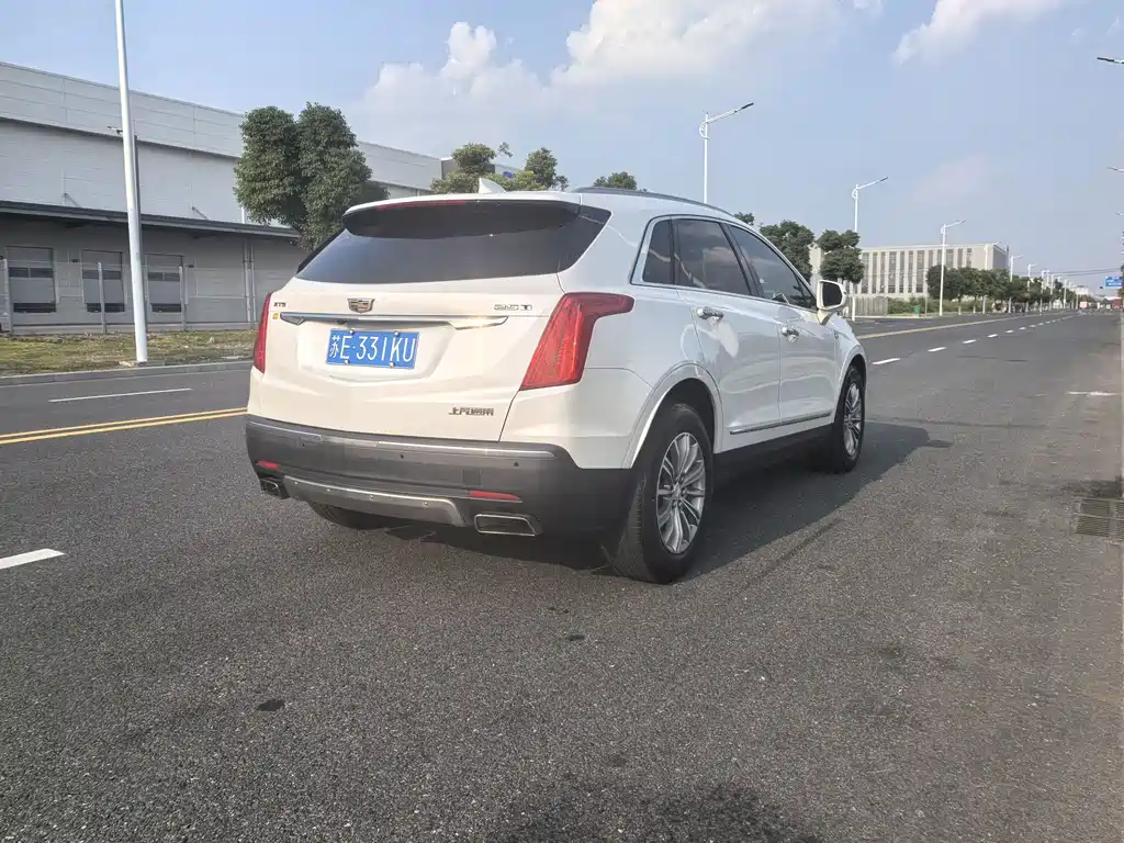 Cadillac XT5 — фото 5