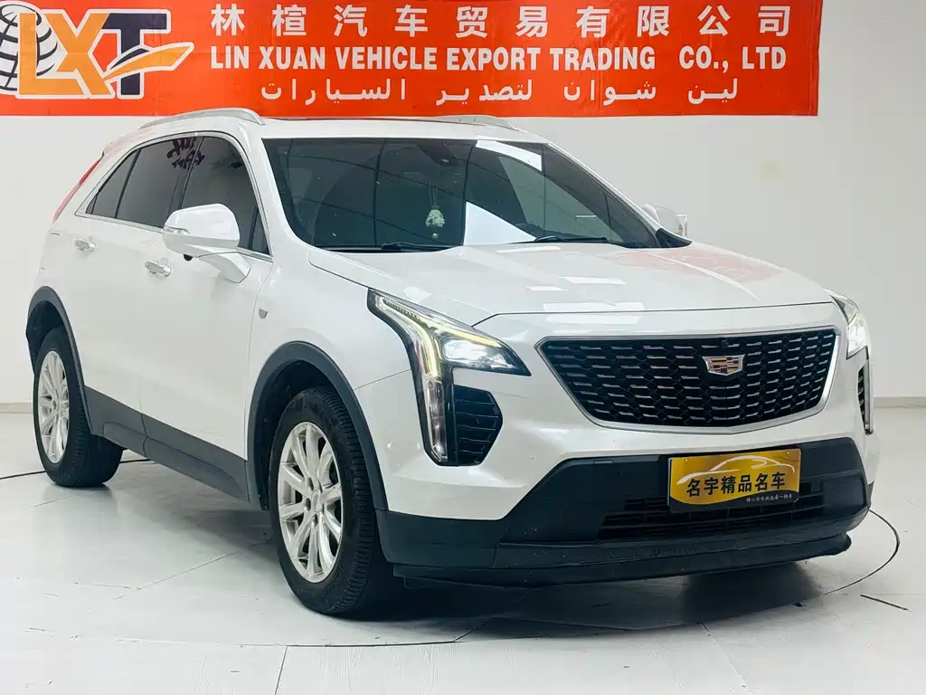 Cadillac XT4 — фото 3