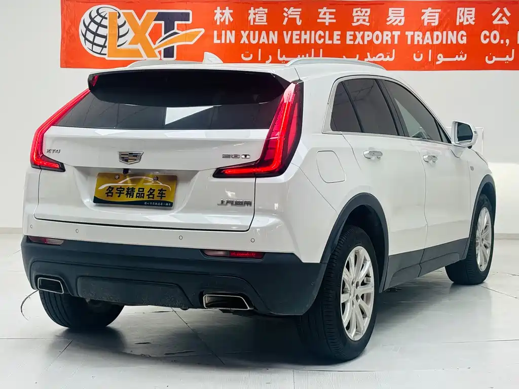 Cadillac XT4 — фото 4