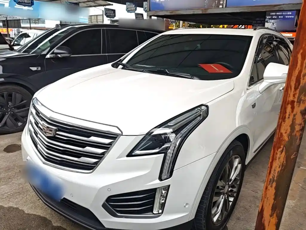 Cadillac XT5 — фото 2