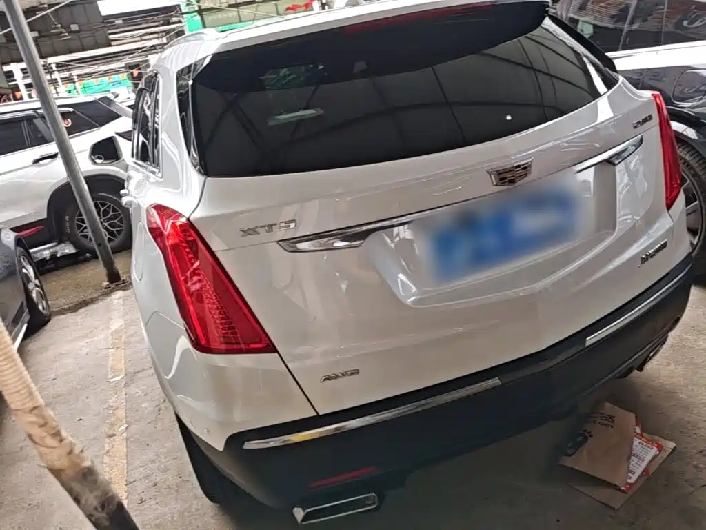 Cadillac XT5 — фото 5