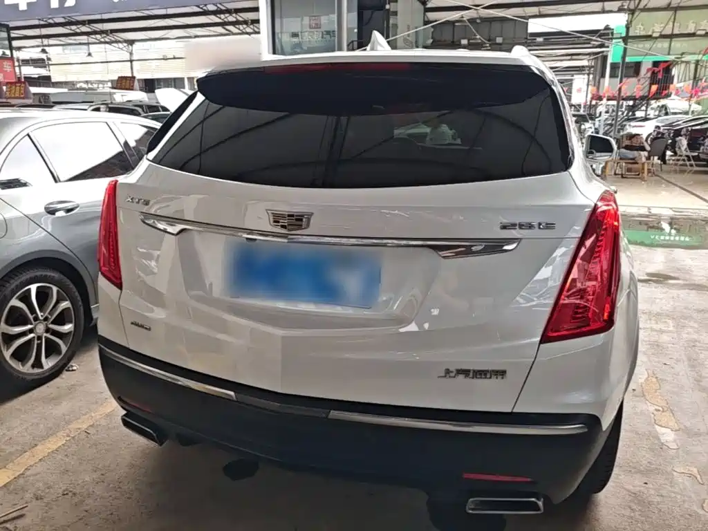 Cadillac XT5 — фото 6