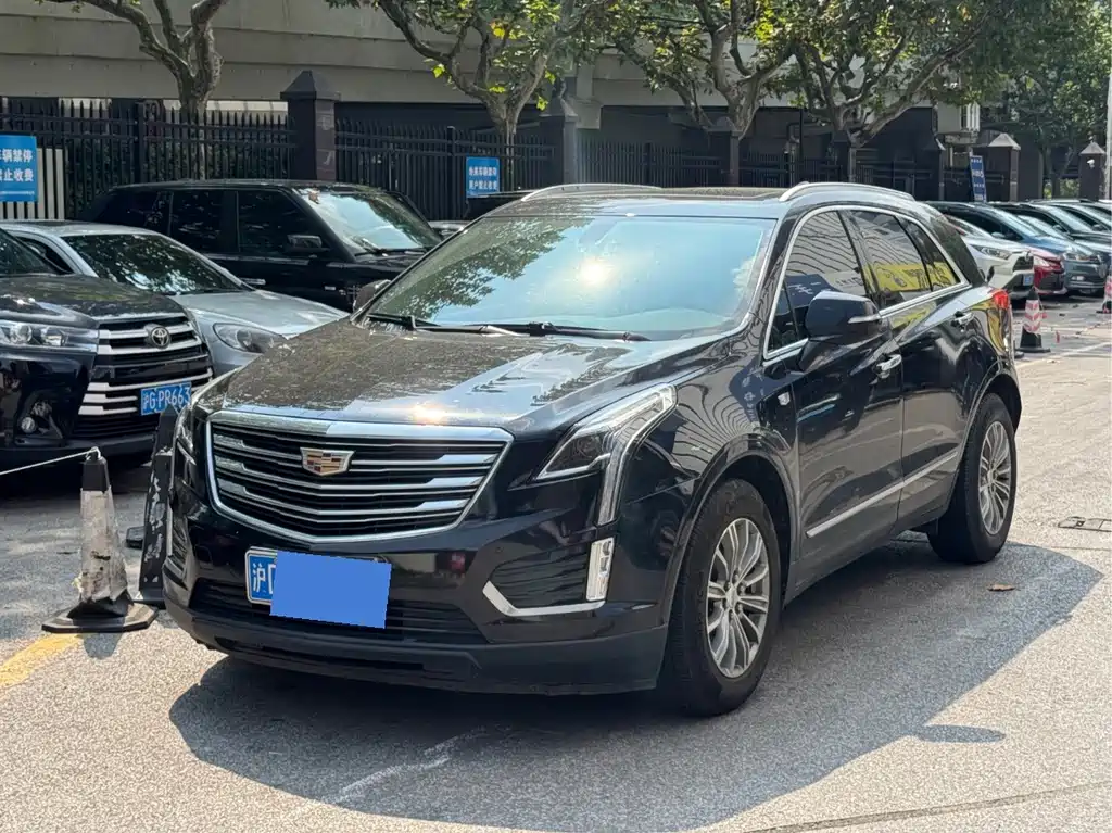 Cadillac XT5 — фото 2