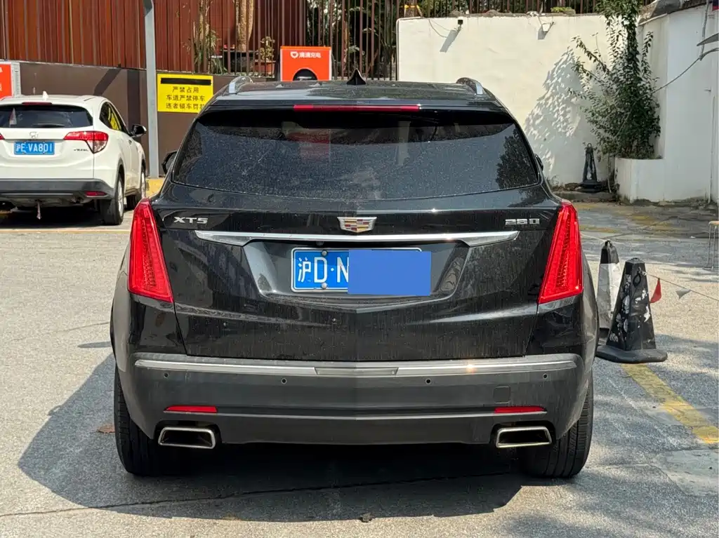 Cadillac XT5 — фото 4