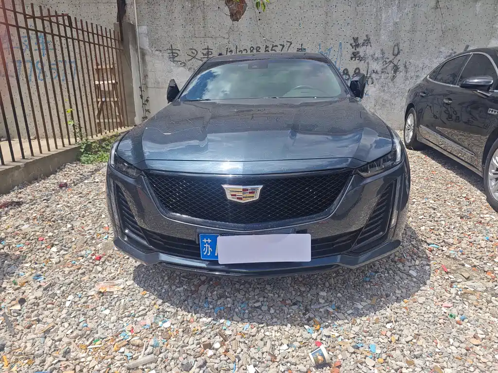 Cadillac CT5 — фото 2