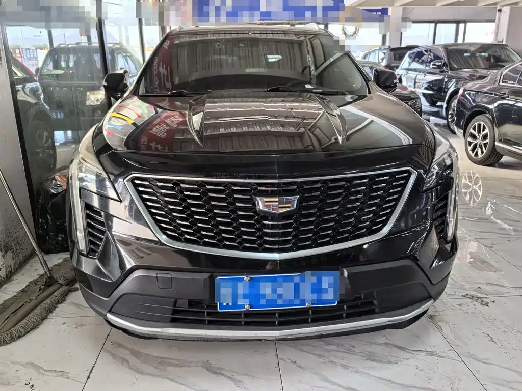 Cadillac XT4 — фото 2