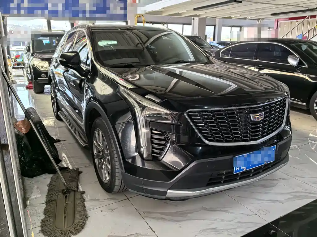 Cadillac XT4 — фото 3