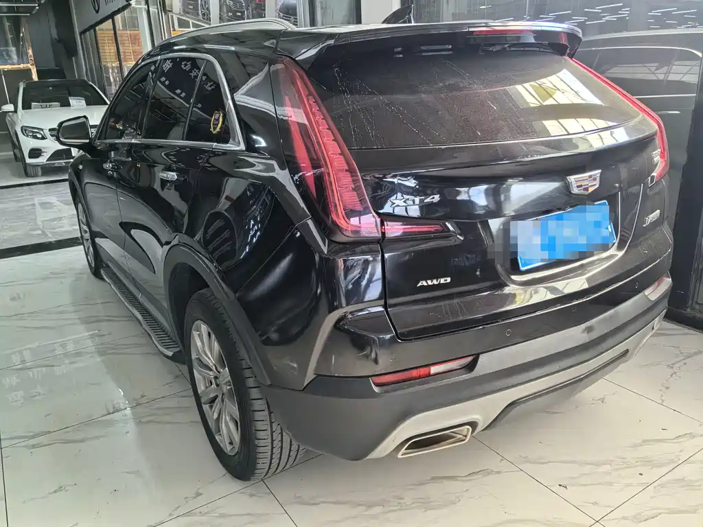 Cadillac XT4 — фото 4