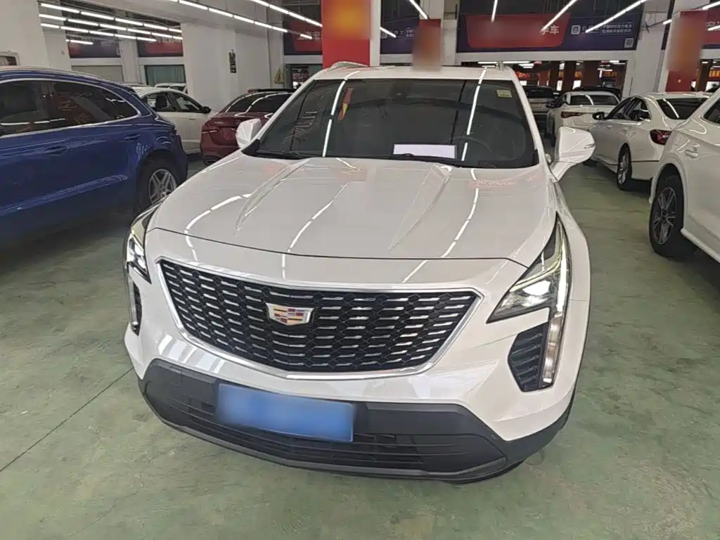 Cadillac XT4 — фото 3
