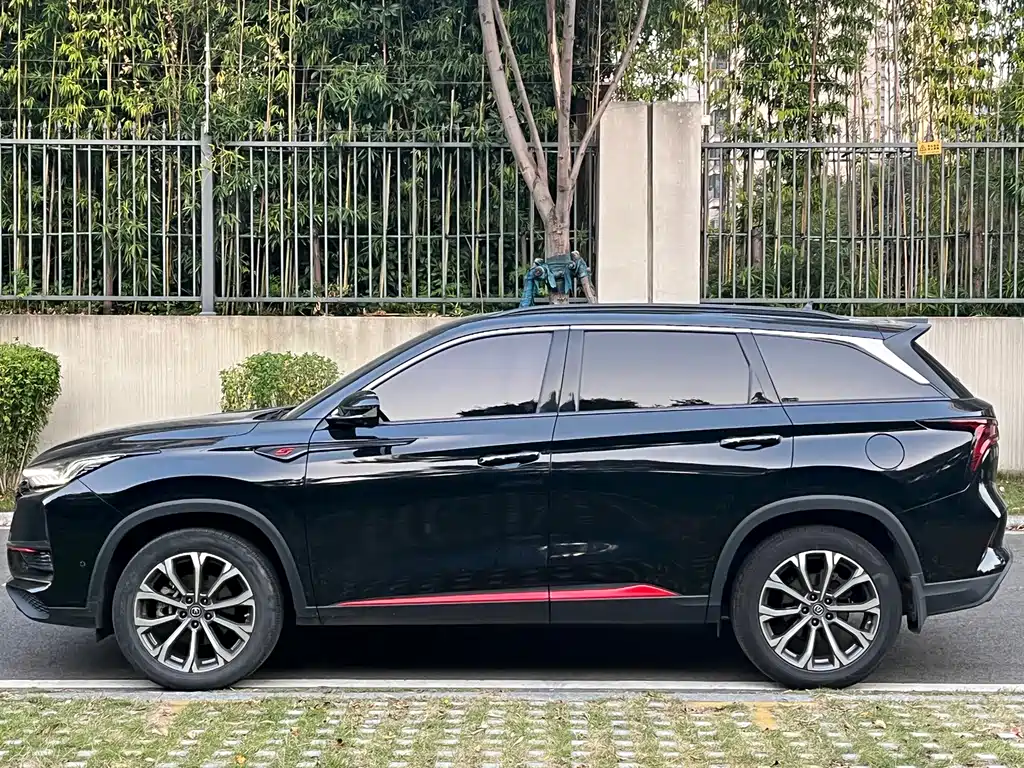 Changan CS75 PLUS — фото 4