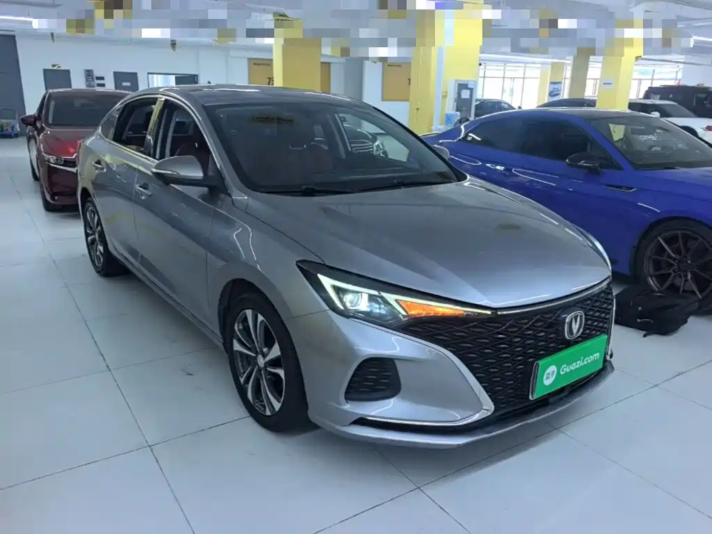 Changan Eado — фото 4