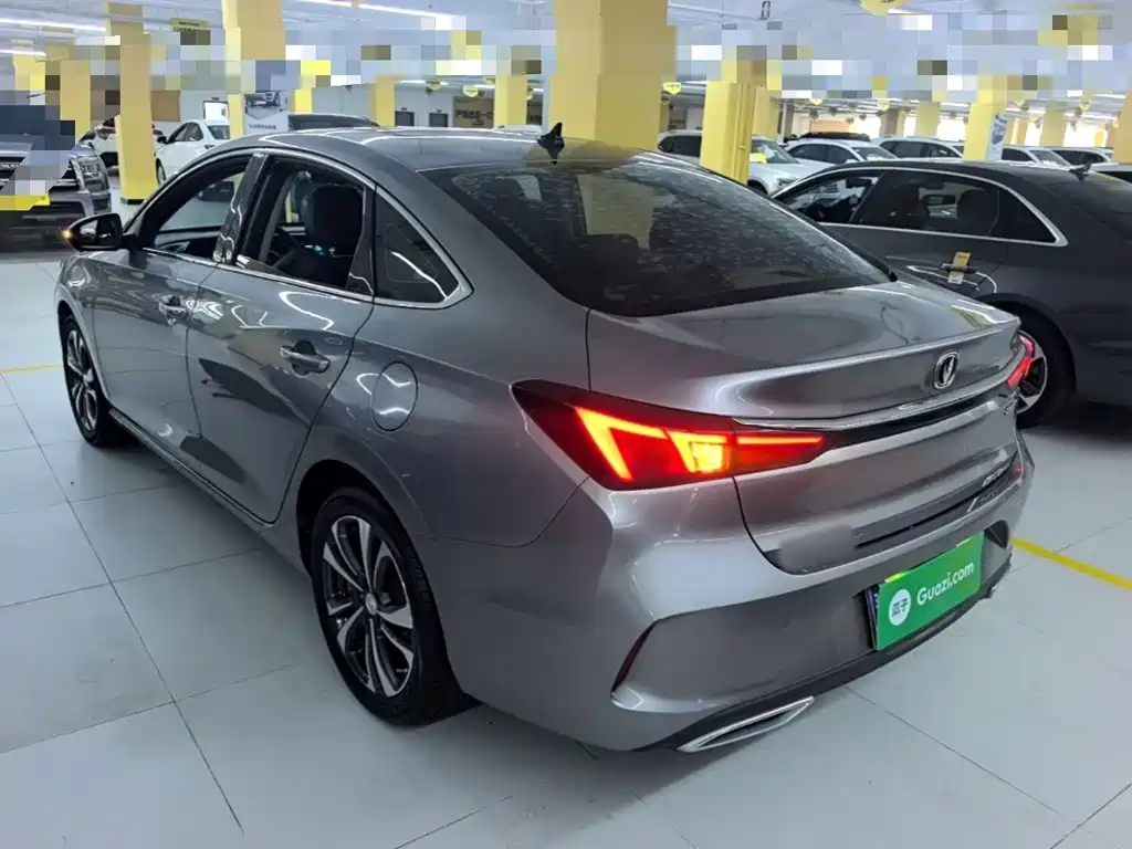 Changan Eado — фото 5