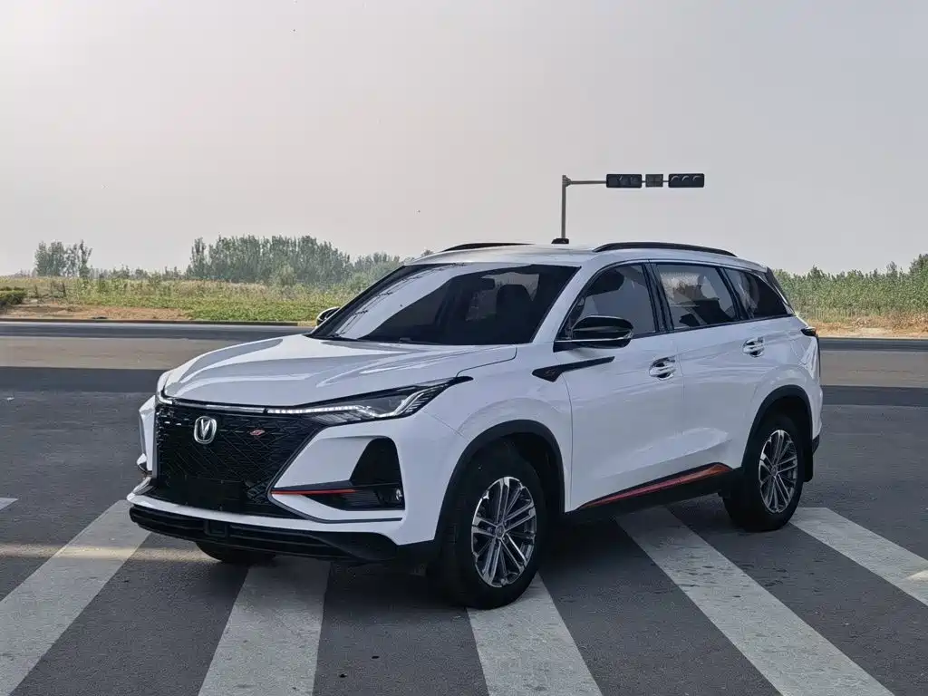 Changan CS75 PLUS — фото 2