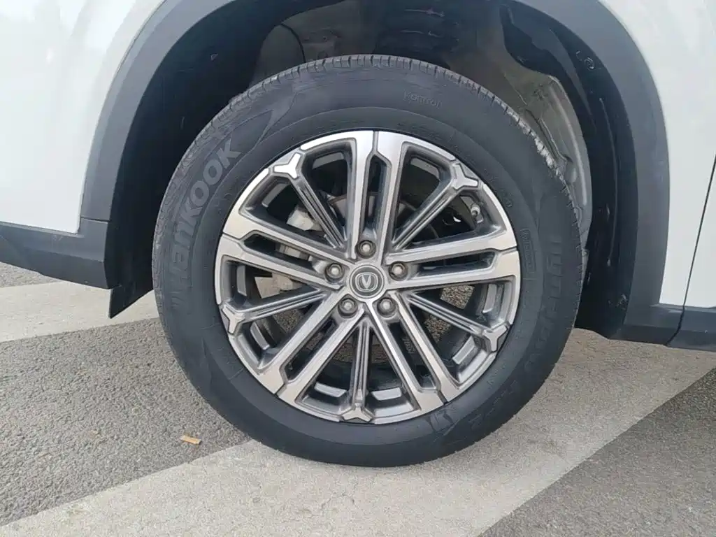 Changan CS75 PLUS — фото 23