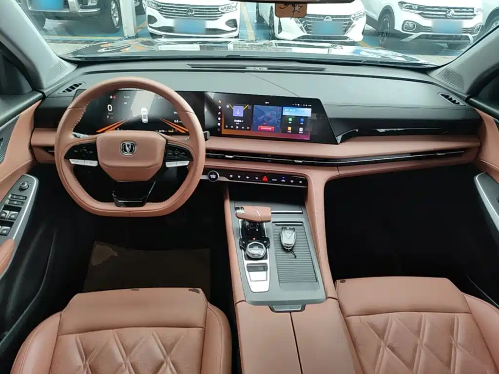 Changan CS75 PLUS — фото 10