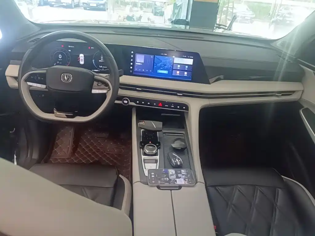 Changan CS75 PLUS — фото 10