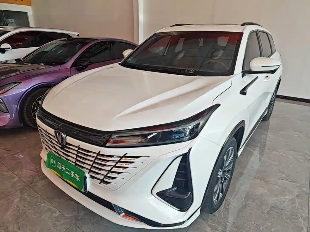 Changan CS75 PLUS — фото 2