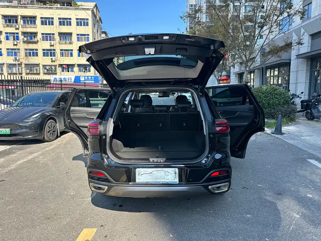 Chery Tiggo 8 — фото 10