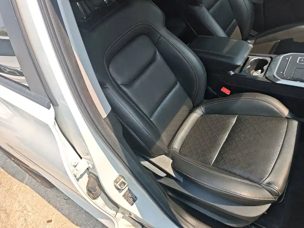 Chery Tiggo 8 — фото 25