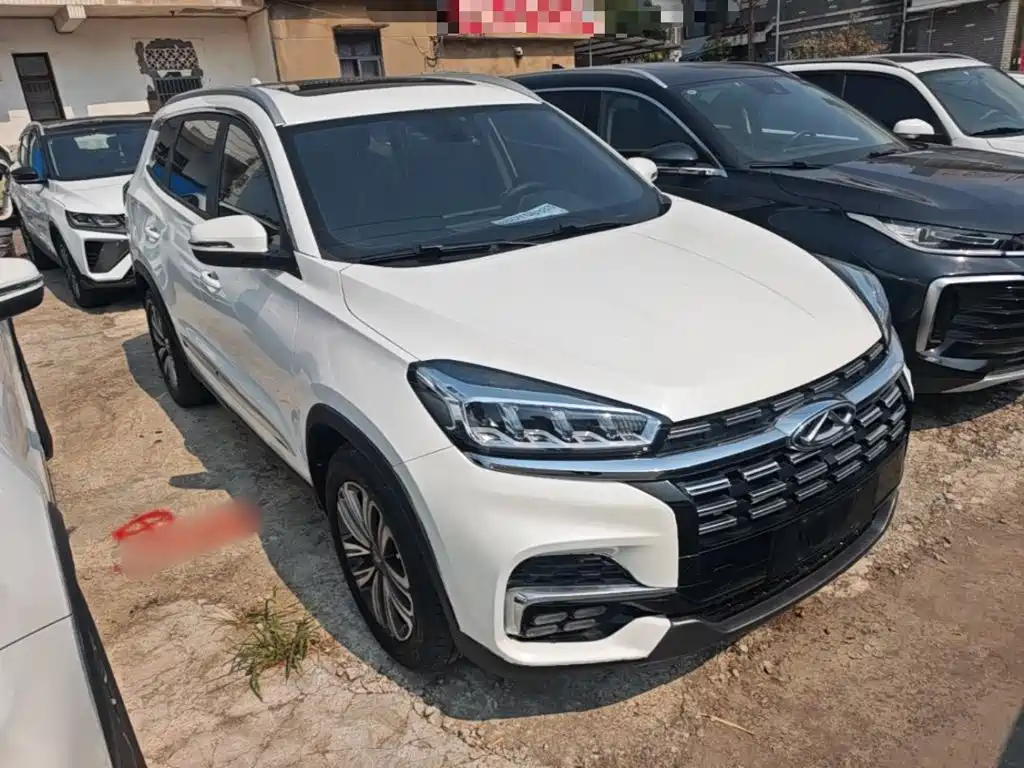 Chery Tiggo 8 — фото 4