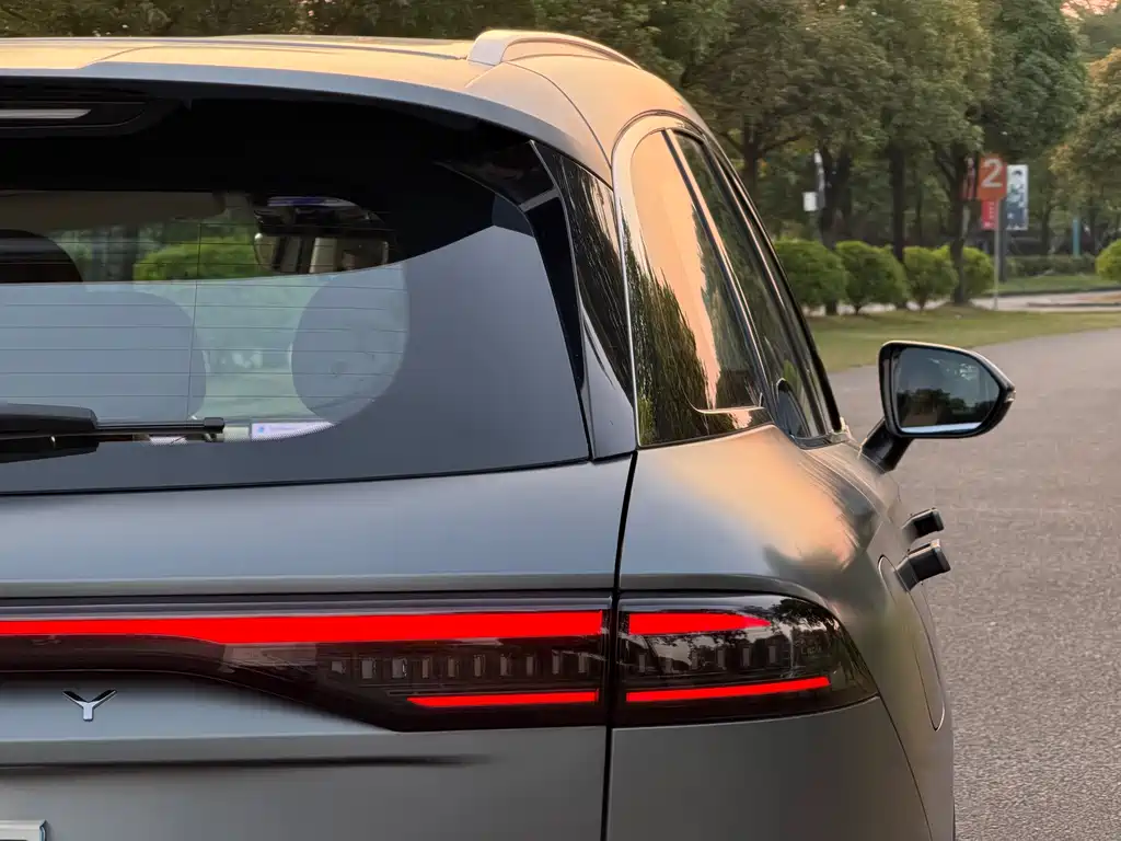 Chery Tiggo 8L — фото 9