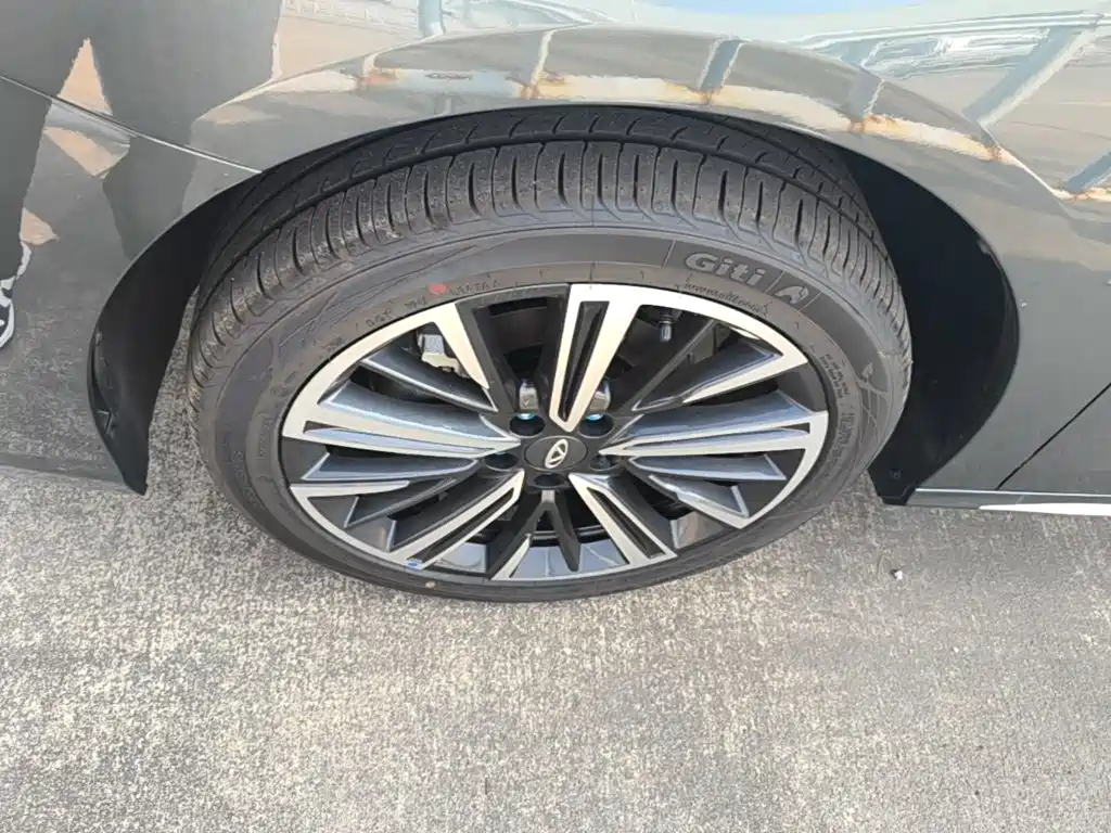 Chery Arrizo 8 PRO — фото 23