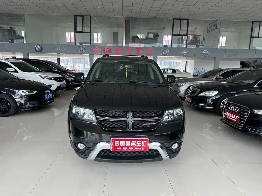 Dodge Journey — фото 2