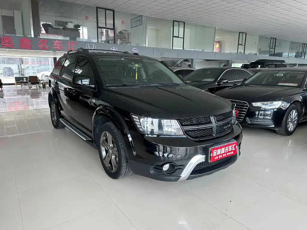 Dodge Journey — фото 3